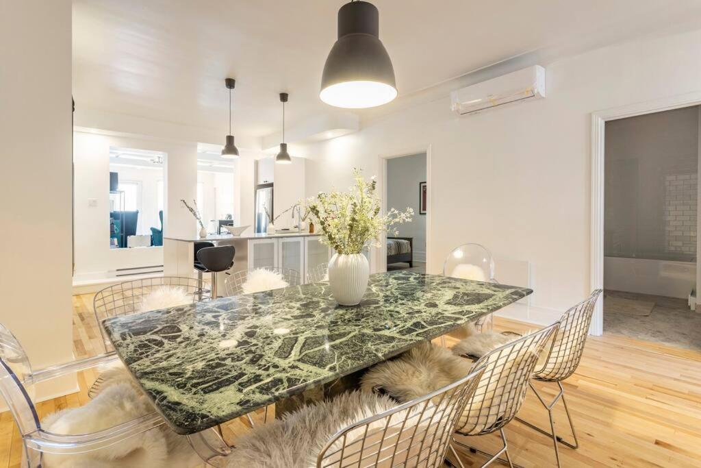 Апартаменты Charm & Luxury Vacation Headquarters To Downtown! Монреаль Экстерьер фото