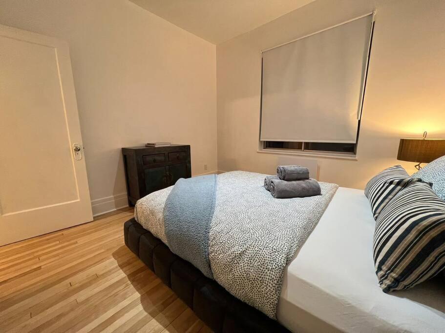 Апартаменты Charm & Luxury Vacation Headquarters To Downtown! Монреаль Экстерьер фото